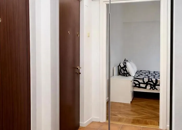 Confort * Bükreş